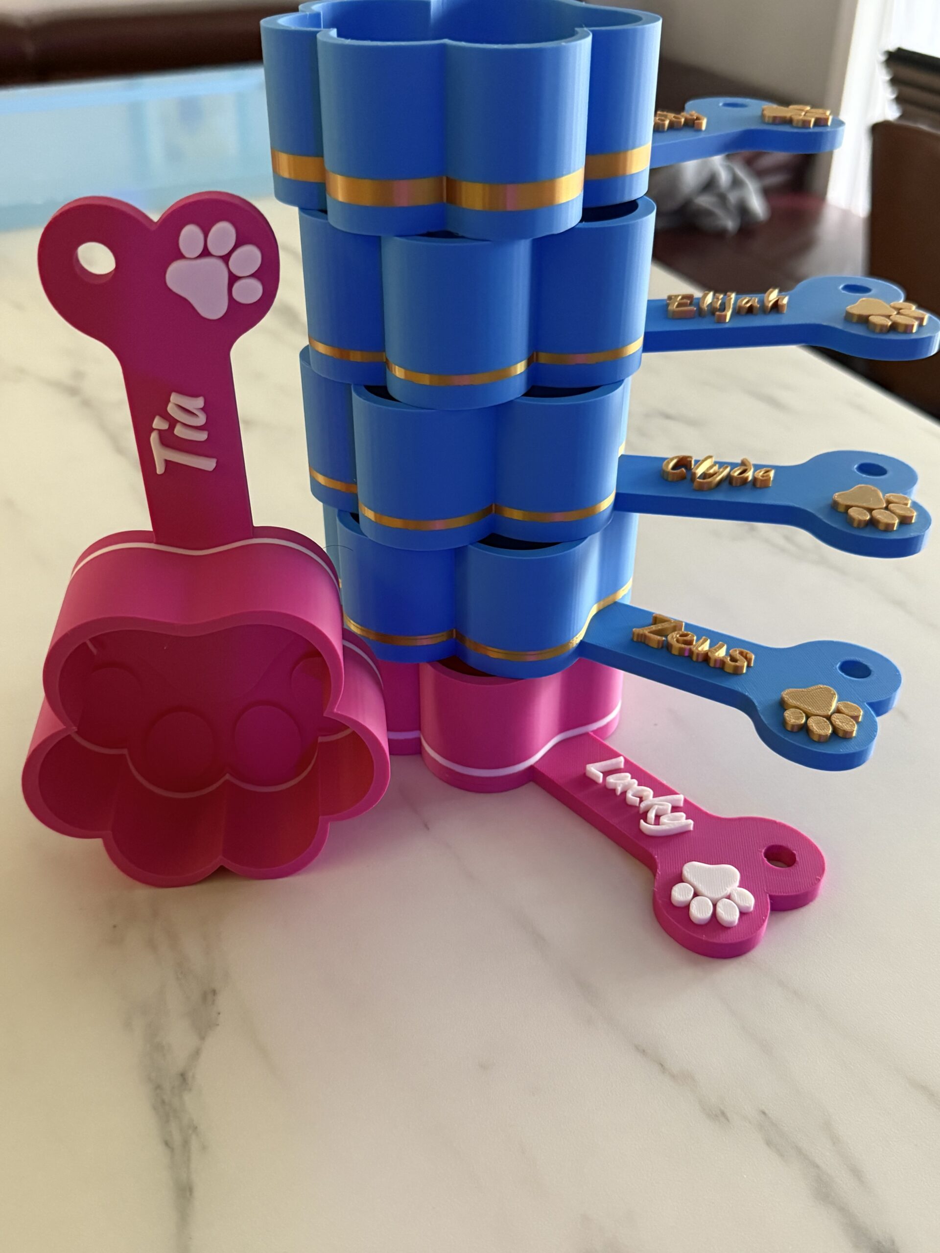 Personalized Paw-Shaped Pet Food Scoop - Image 3